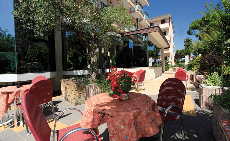 HOTEL CONTI Torre Pedrera (RN)