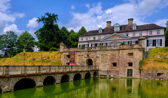 HOTEL LANDHAUS SCHIEDER Schieder-Schwalenberg