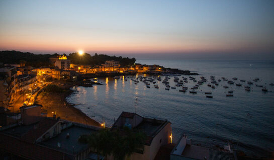 WAVE HOTEL Capomulini - Acireale (CT)