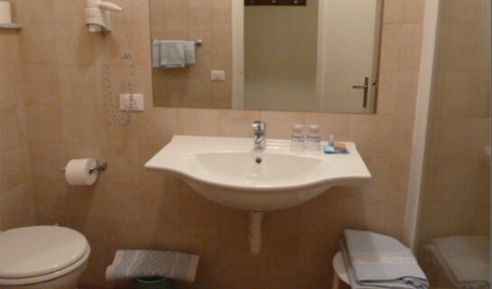 HOTEL LA BALNEARIA Alassio