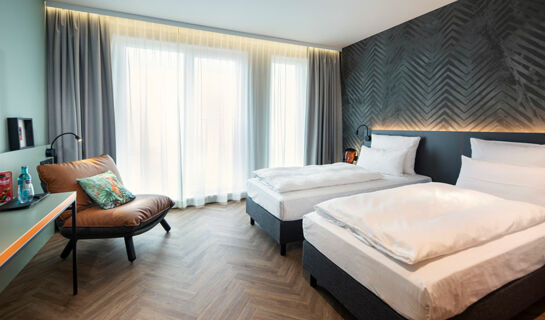 LOGINN HOTEL BERLIN AIRPORT (B&B) Berlino
