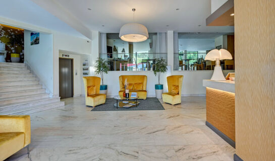 SEVAN PARC HOTEL (B&B) Pertuis