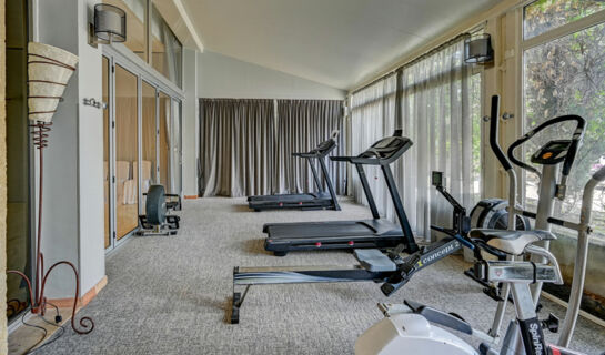 SEVAN PARC HOTEL (B&B) Pertuis