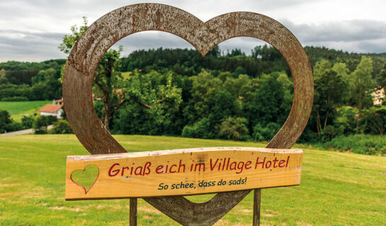 VILLAGE HOTEL BAYERISCHER WALD Neukirchen (BA)