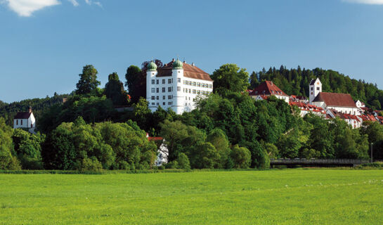 HOTEL HOFGUT HOHENKARPFEN Hausen ob Verena