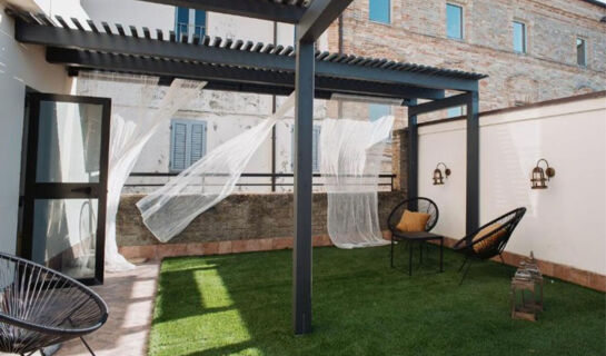 HOTEL  OVIV (B&B) Acquaviva Picena