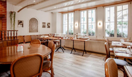 HÔTEL RESTAURANT LA DEMI-LUNE Saint-Ursanne