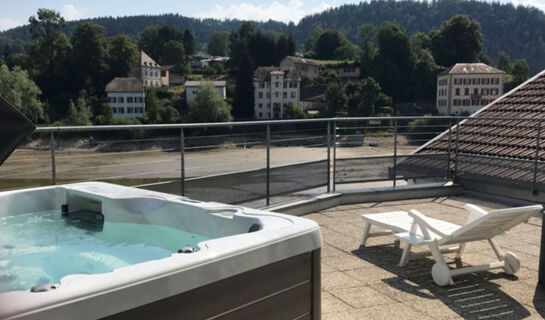 HÔTEL RESTAURANT LES CYGNES Villers-le-Lac