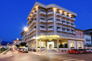 HOTEL CAPRI E RESIDENCE Lido di Camaiore (LU)