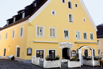 HOTEL AM MARKT Greding