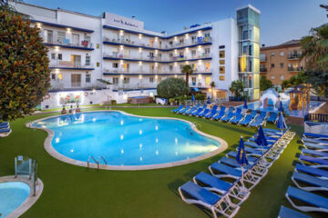 GHT BALMES HOTEL, APARTHOTEL & SPLASH Calella