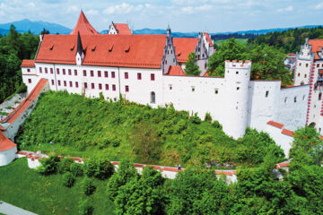 LANDGASTHOF ZUM GOLDENEN SCHWANEN Mauerstetten