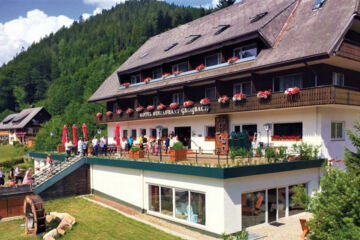 LAND-GUT-HOTEL GROßBACH Menzenschwand