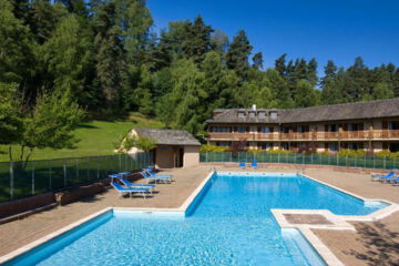 HOTEL CLUB LES HAMEAUX DE LOZERE Fournels