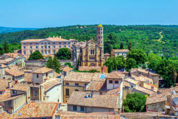 CHÂTEAU D'ARPAILLARGUES Arpaillargues-Uzès