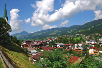 HOTEL KIRCHENWIRT (B&B) Kirchberg