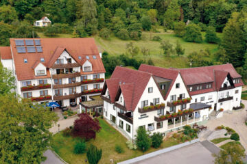 LANDIDYLL HOTEL ZUM ALTEN SCHLOß Kirchensittenbach