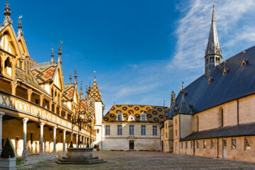 HOSTELLERIE BOURGUIGNONNE (B&B) Verdun-sur-le-Doubs