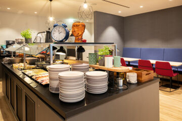 LOGINN HOTEL BERLIN AIRPORT (B&B) Berlino