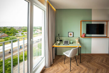 LOGINN HOTEL BERLIN AIRPORT (B&B) Berlino