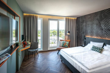 LOGINN HOTEL BERLIN AIRPORT (B&B) Berlino