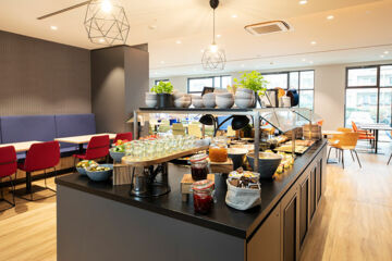 LOGINN HOTEL BERLIN AIRPORT (B&B) Berlino