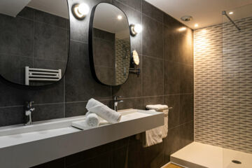 SEVAN PARC HOTEL (B&B) Pertuis