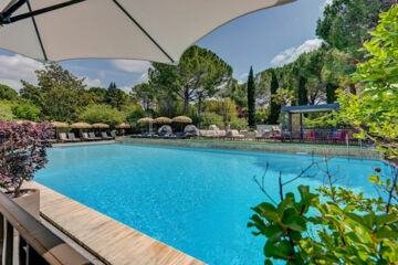 SEVAN PARC HOTEL (B&B) Pertuis