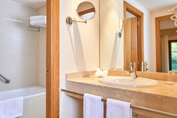 ZAFIRO CALA MESQUIDA Cala Mesquida