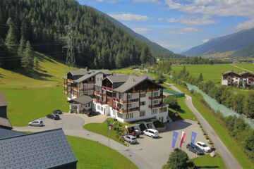 HOTEL HUBERTUS Obergesteln