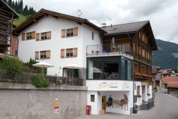 HOTEL POSTIGLIUN (B&B) Andiast